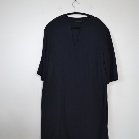 The Row Navy Minimal Tunic Dress | Quiet Luxury Mini Shift Dress - Picture 4 of 10